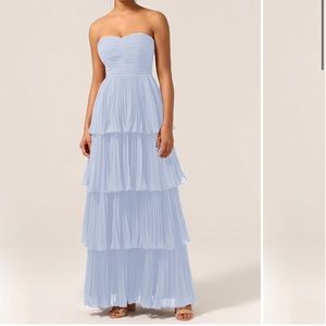 A-Line Sweetheart Floor Length Tiered Chiffon Bridesmaid Dress. NWT